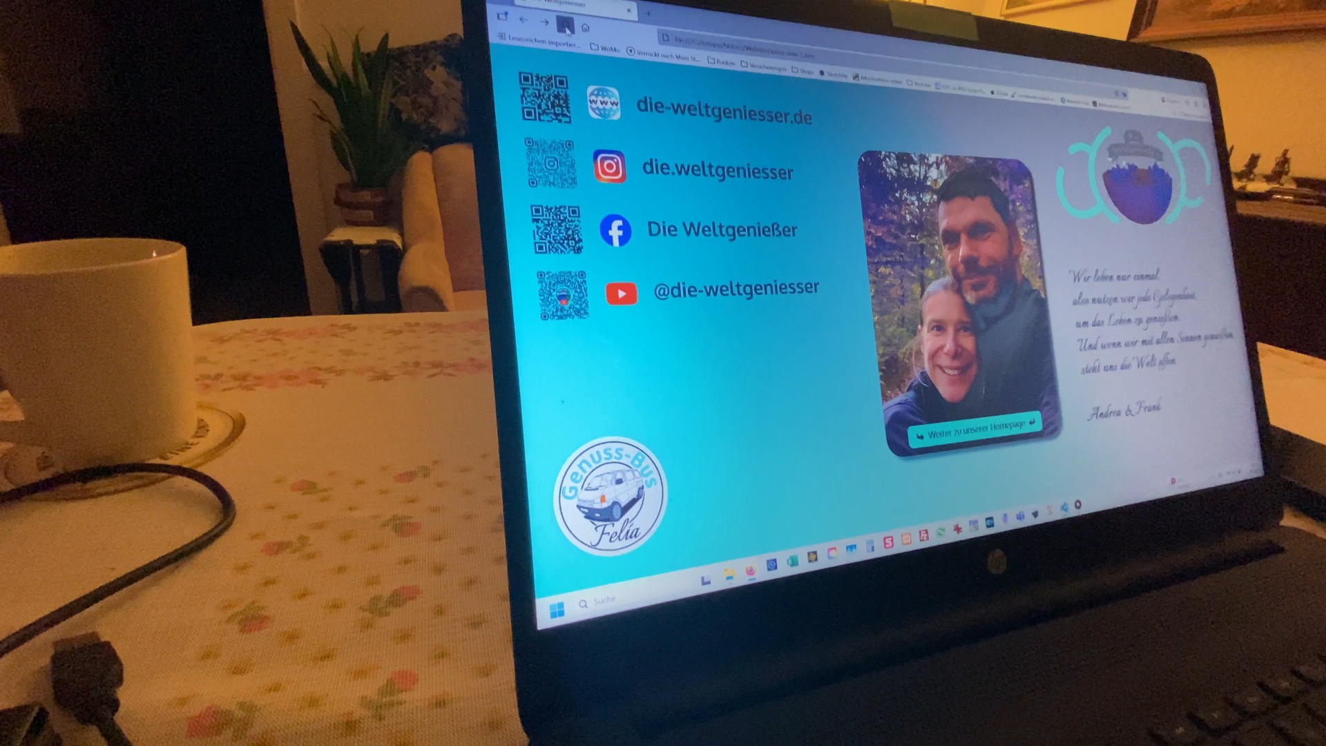 Frank bastelt an der Homepage